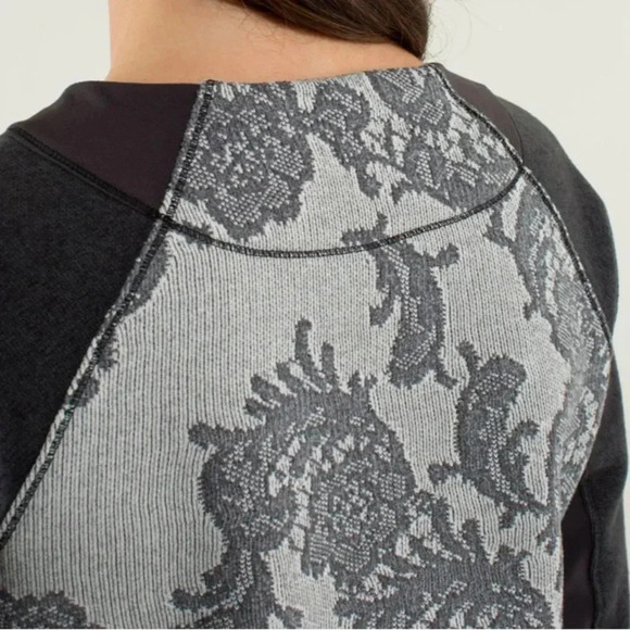 Lululemon Fleet Street Pullover
Black / White / Heathered Black / Soot - Picture 5 of 12